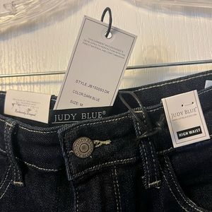 Judy Blue Dark Blue Cuffed Short Size Medium